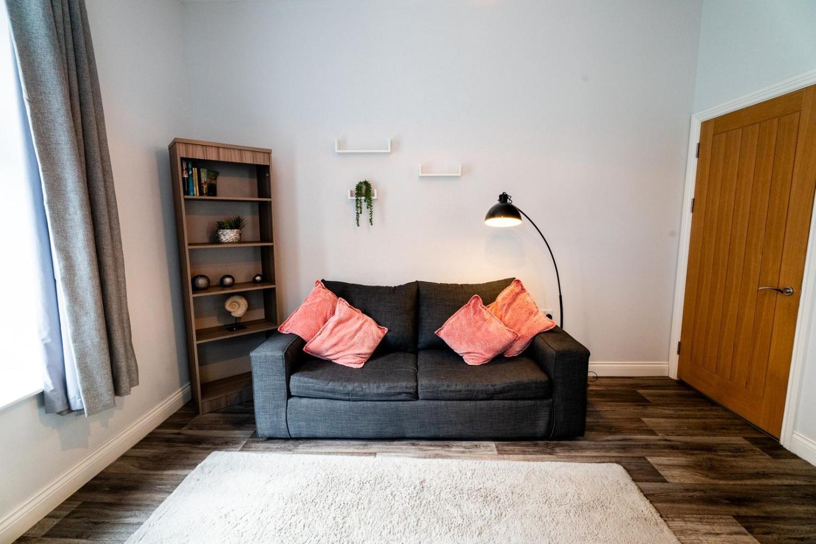 Free Parking | Smart Tv | 4 Guests Apartamento Swansea Quarto foto